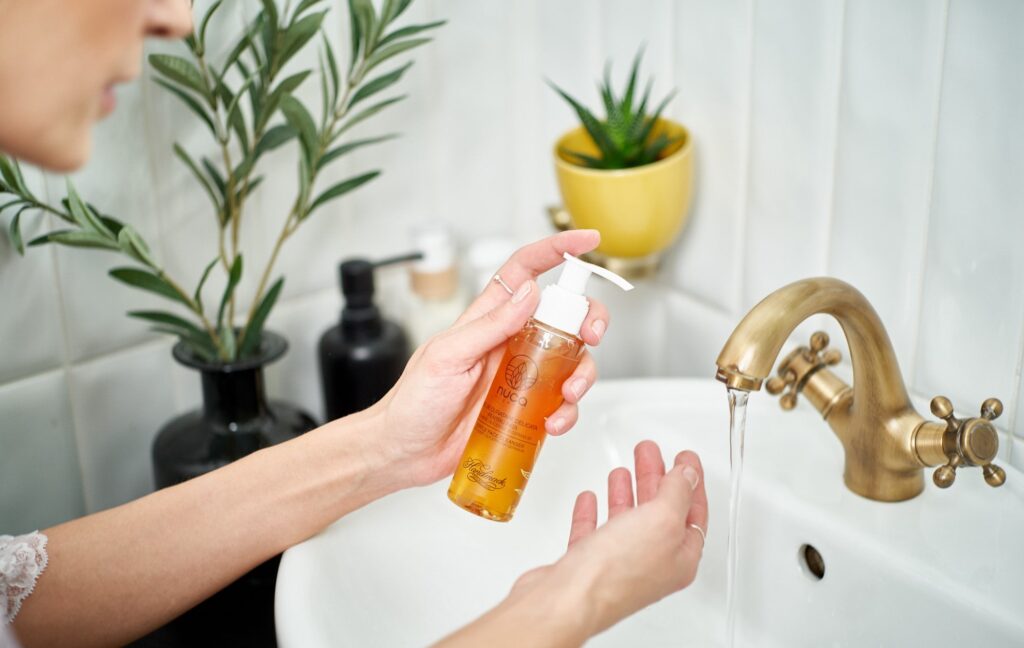 Gel de curatare pentru fata - mod de folosire